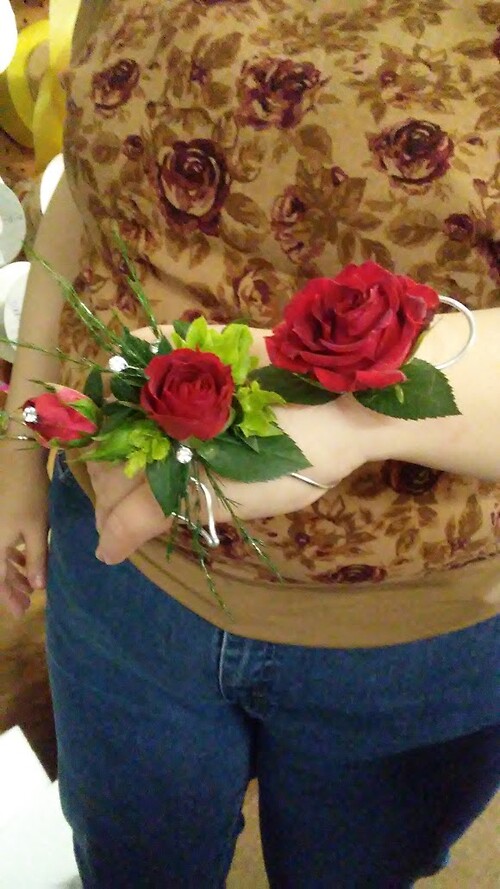 Prom Three rose wrist and ring corsage